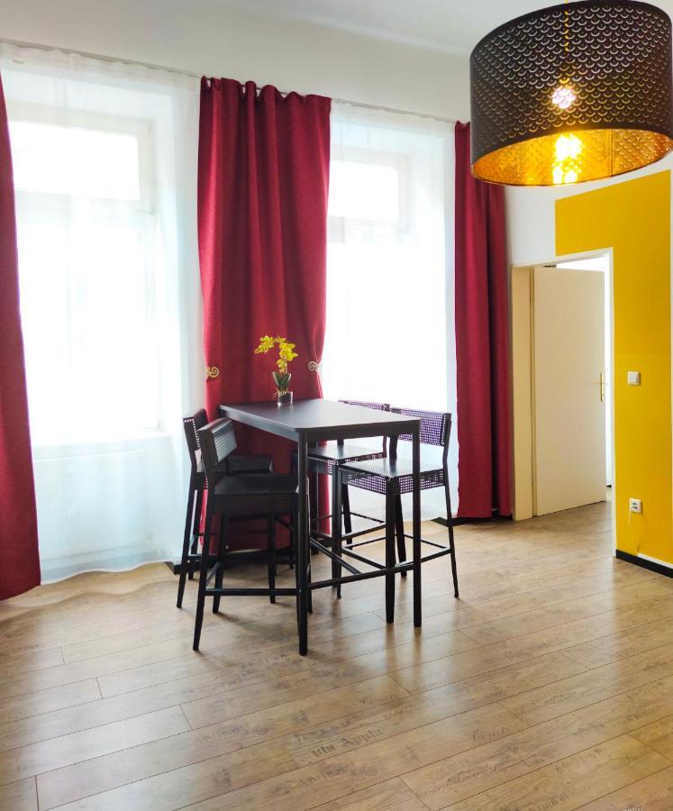 Highlight Apartment Naschmarkt Vienna Esterno foto